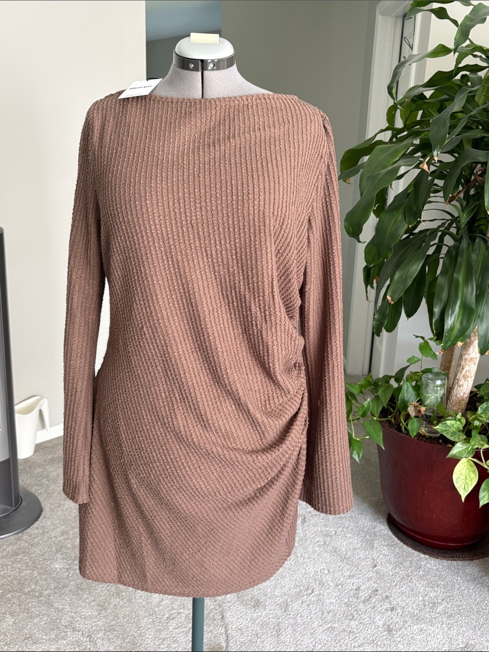 Ribbed Knit Long-Sleeve Dress in Taupe